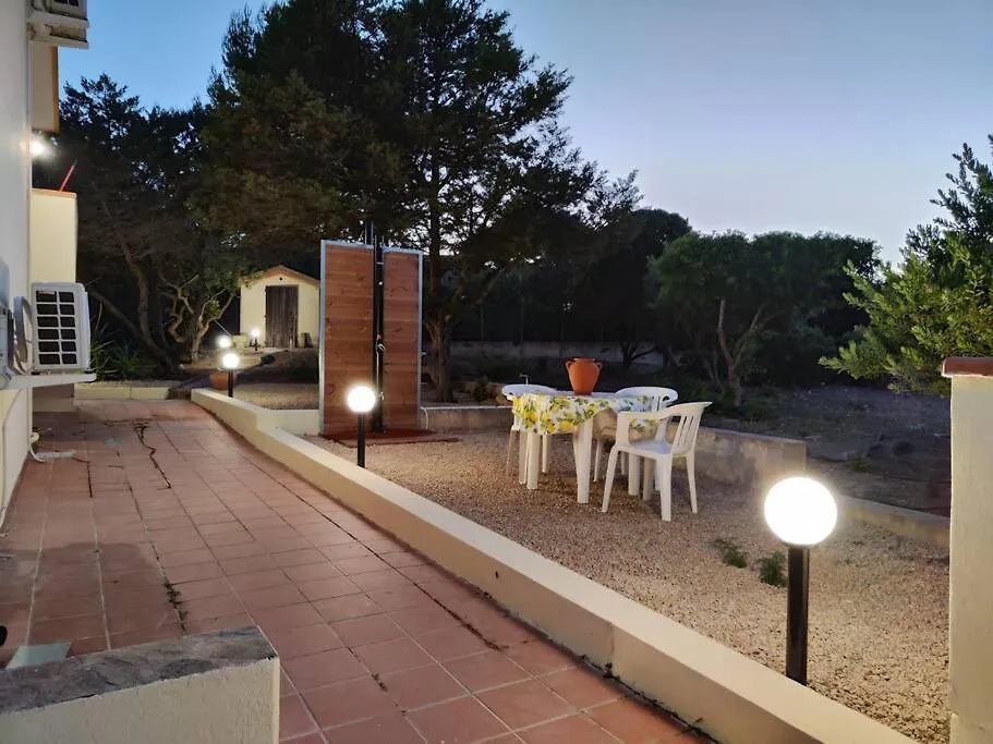 Alma Ruia Apartments Stintino